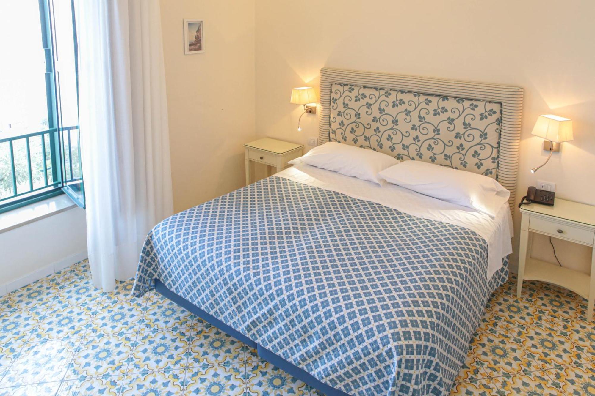 Hotel La Badia Sorrento Quarto foto